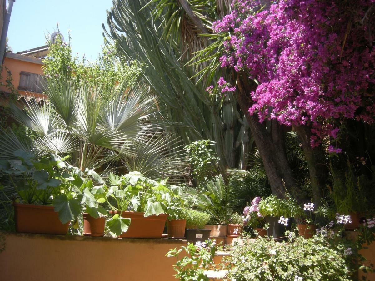 Via Dei Gerani B&B Sìnnai Buitenkant foto